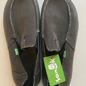 MEN'S SANUK SHOES VAGABOND TRIPPER..SIZE 8...NEW WITH TAGS